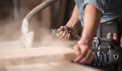 Holzstaub absaugen mit der ESTA Absauganlage.