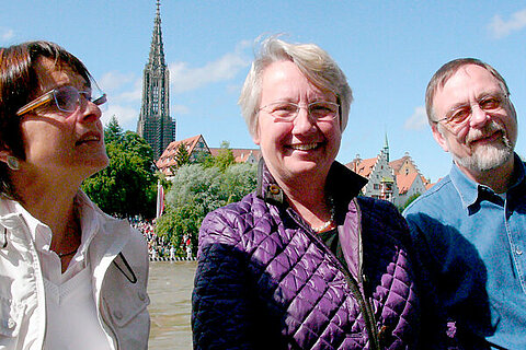 Ulrike und Dr. Peter Kulitz mit Dr. Annette Schavan.
