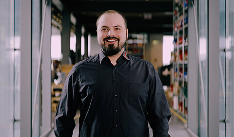 Abschlussarbeiten bei ESTA Abschlussarbeiten bei ESTA