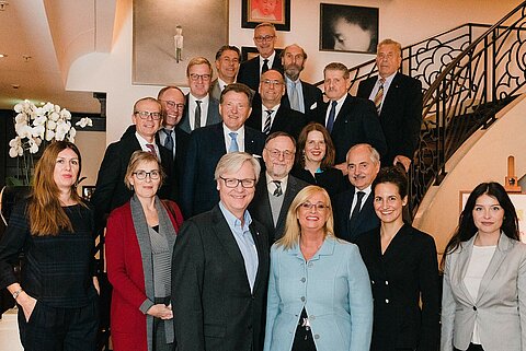 Dr. Peter Kulitz, der Geschäftsführer von ESTA, bei der Sitzung des DIHK Board International.