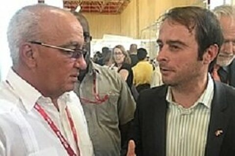 Alexander Kulitz im Gespräch mit seinem kubanischen Abgeordnetenkollege und Vizeminister für Außenwirtschaft Roberto Lopez Hernandez anlässlich der Eröffnung des AHK Büros und des Besuchs der Handelsmesse FIHAV in Havanna.