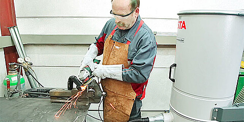 Die NA-Serie ist ein Nassabscheider gegen feuchte und metallische Stäube. Die NA-Serie ist ein Nassabscheider gegen feuchte und metallische Stäube.